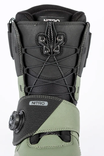 NITRO Step On ® + Venture TLS 2026: snowboard bindings + boots | HEAT Modlable | BOA ® | Introducing the New All-Terrain Convenience Fit | shadow / black & black
