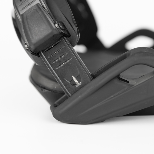 NITRO One Ultra Black 2025 | snowboard bindings | The Friendly Freestyle Mountain Interface