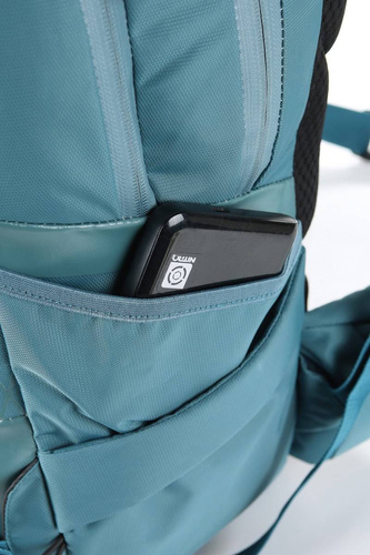 NITRO Slash 25 PRO 2025 | plecak snowboard / splitboard | usztywniaczem i mocowaniem na kask | kompatybilny z bukłakiem i protektorem KOROYD | arctic