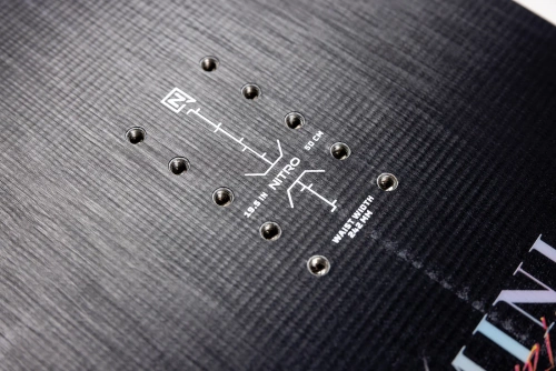 NITRO Mini Thrills 2026 | juniorska deska snowboardowa | For the Young Park Shredders