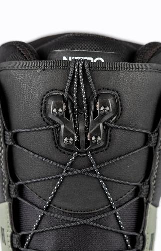 NITRO Step On ® + Venture TLS 2026: wiązania + buty snowboardowe | HEAT Modlable | BOA ® | Introducing the New All-Terrain Convenience Fit | shadow / black & black