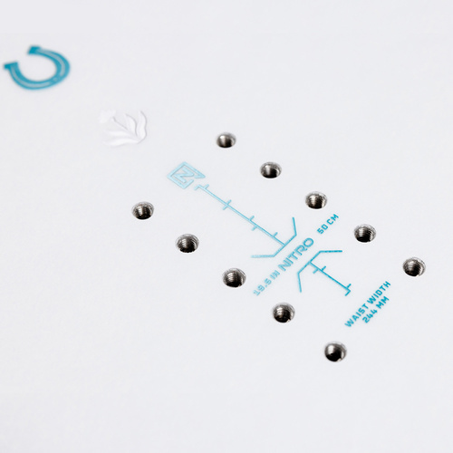 NITRO Beauty 2026 | women's snowboard | No Limit Freestyle Powerhouse