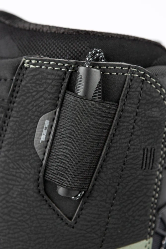 NITRO Step On ® + Venture TLS 2026: snowboard bindings + boots | HEAT Modlable | BOA ® | Introducing the New All-Terrain Convenience Fit | shadow / black & black