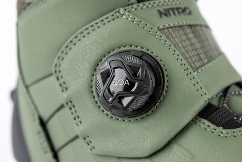 NITRO Step On ® + Profile TLS 2026: snowboard bindings + boots | HEAT Modlable | BOA ® | The Ultimate Fit & Convenient Interface | shadow & black