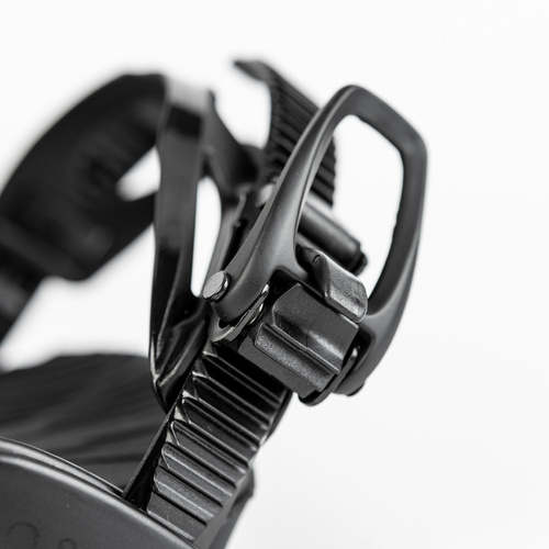 NITRO Cosmic 2025 | women's snowboard bindings | ULTRA BLACK