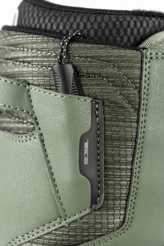 NITRO Step On ® + Profile TLS 2026: snowboard bindings + boots | HEAT Modlable | BOA ® | The Ultimate Fit & Convenient Interface | shadow & black