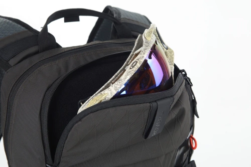 NITRO Rover 14 2026 | snowboard / splitboard / bike backpack | raven