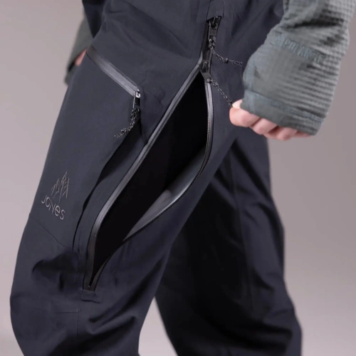 JONES Women's Shralpinist STRETCH Recycled Pants 2025 | snowboard / splitboard | GORE-TEX ™ PRO | 3L | 30K/30K | stealth black