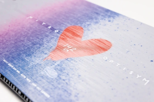 NITRO Optisym Women 2026 | damska deska snowboardowa | The Friendly Freestyle Snowboard